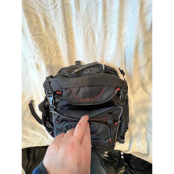 Large Multi-section Computer Backpack - Picture 4 of 8